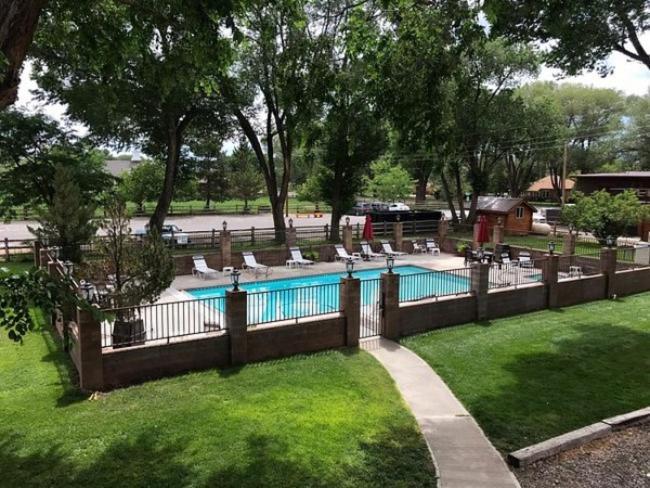 Austin'S Chuckwagon Motel Торрі Екстер'єр фото