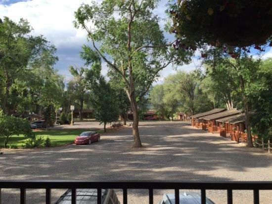Austin'S Chuckwagon Motel Торрі Екстер'єр фото
