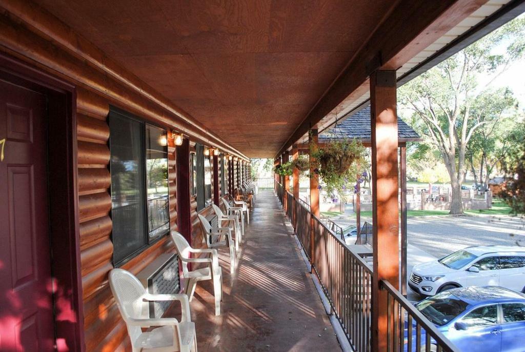 Austin'S Chuckwagon Motel Торрі Екстер'єр фото